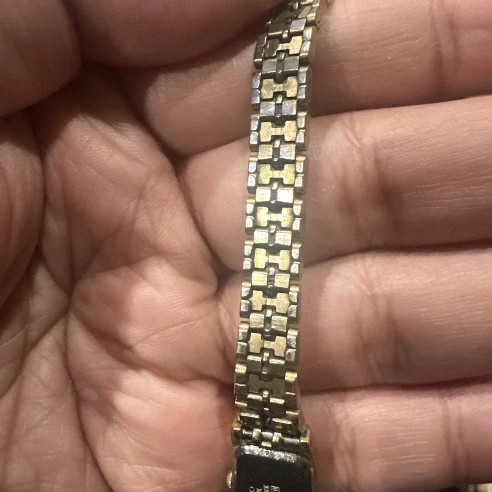 Working Vintage Seiko‎ Women's 13mm Gold Tone Bracelet Watch 2e20-6500 Fit 6.5in